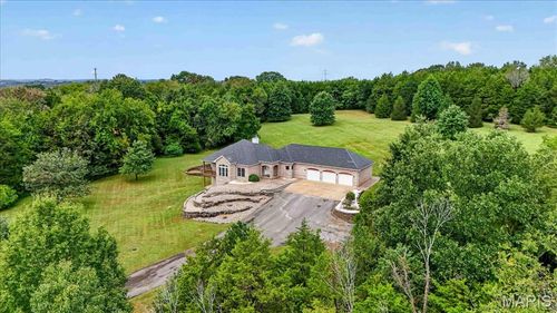 2389 Desloge Estates Dr, Villa Ridge, MO, 63089-2509 | Card Image