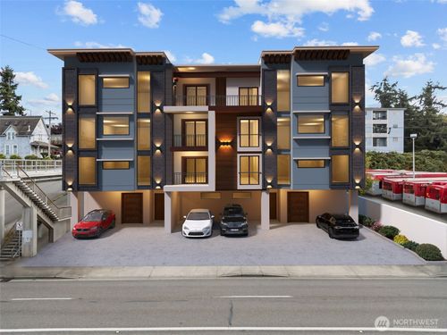 2501 W Marine View Dr, Everett, WA, 98201-2731 | Card Image