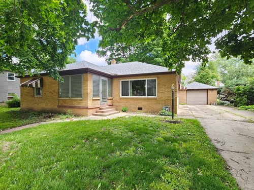 1212 N Mill St, Pontiac, IL, 61764-1146 | Card Image