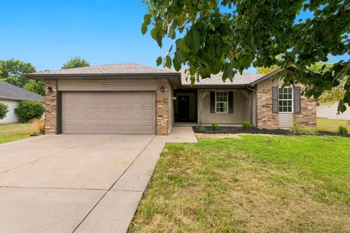 407 Wampler Drive, Clever, MO, 65631 | Card Image