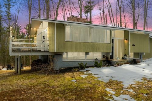 418 Deerpath Lane, Pembroke, NH, 03275 | Card Image