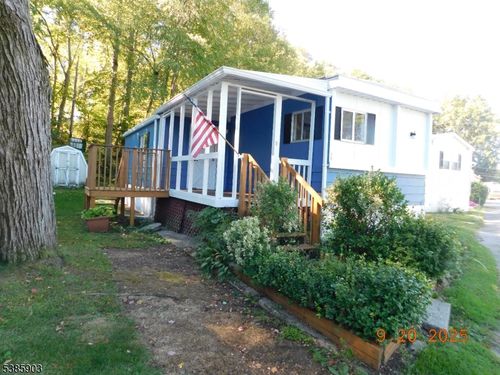 59 Back St, Oxford, NJ, 07863-3606 | Card Image