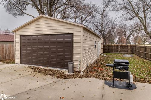 408 2nd St, Cambridge, IA, 50046-7765 | Card Image