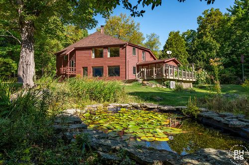 484 Hardy Rd, Wilmington, NY, 12997-2607 | Card Image