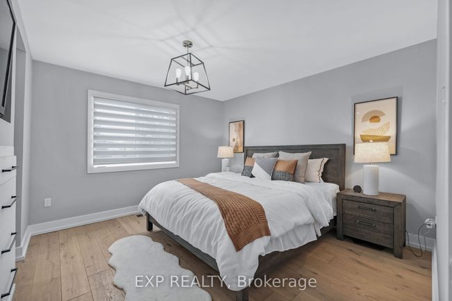 91 Mainprize Cres, House other with 4 bedrooms, 3 bathrooms and 4 parking in Mount Albert ON | Image 14