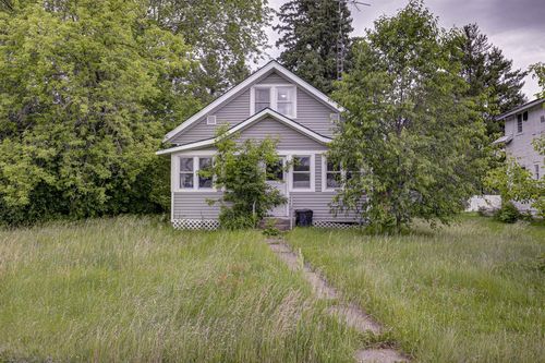 426 Maple Ave, Hawkins, WI, 54530-9536 | Card Image