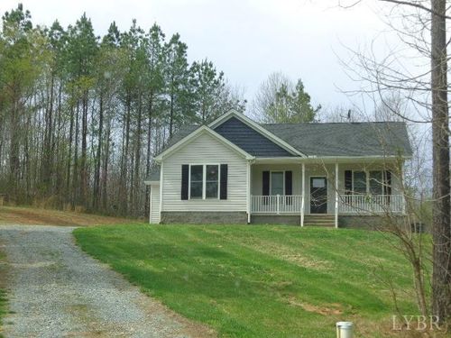 2292 Wheeler Rd, Lynchburg, VA, 24504-5495 | Card Image