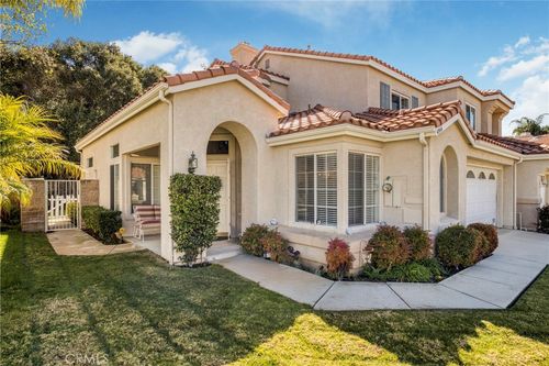 4744 Rhapsody Dr, Oak Park, CA, 91377-5579 | Card Image