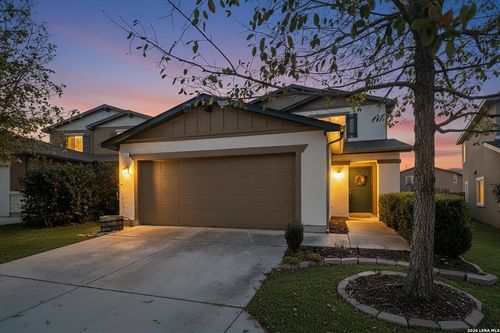 10526 Legacy Cv, San Antonio, TX, 78240-4475 | Card Image