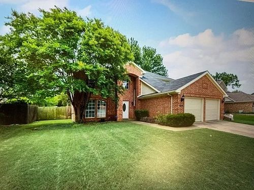 322 Ashley Oak Ln, Lake Dallas, TX, 75065-2203 | Card Image