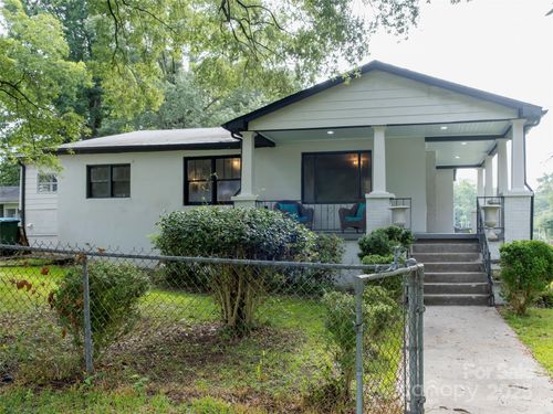 301 E Lee Ave, Bessemer City, NC, 28016-2182 | Card Image