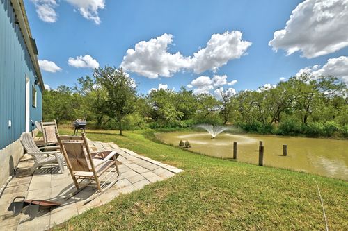 4001 Barth Rd, Lockhart, TX, 78644-3696 | Card Image