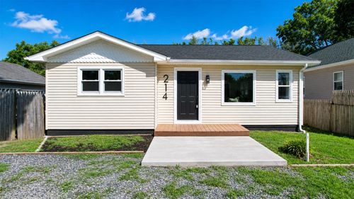 214 School Ln, Rio Grande, NJ, 08242-1834 | Card Image