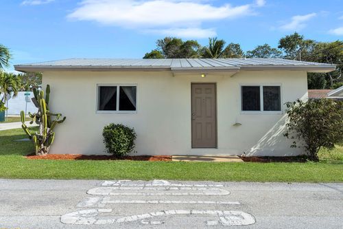 62 Silver Springs Dr, Key Largo, FL, 33037-2578 | Card Image