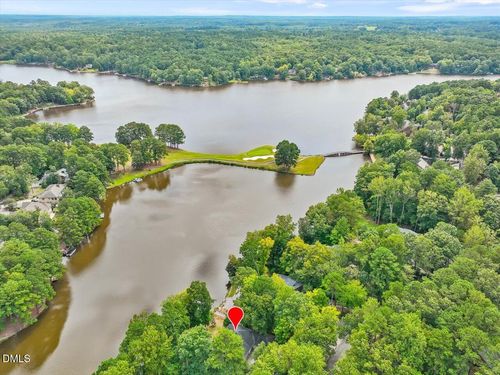 275 Lake Pt, Sanford, NC, 27332-8353 | Card Image