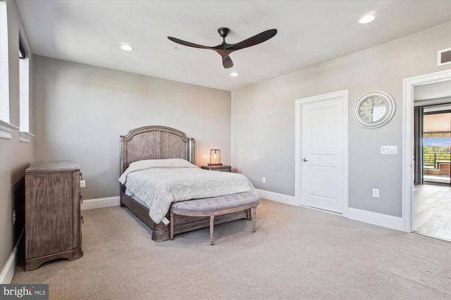 20440 Northpark Dr, Townhouse with 4 bedrooms, 6 bathrooms and null parking in ASHBURN VA | Image 66