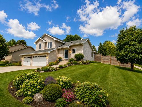 9337 Overlook Trail, Eden Prairie, MN, 55347 | Card Image