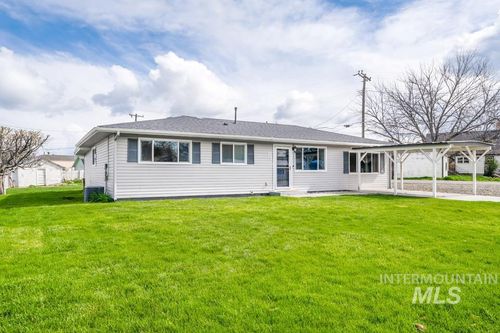 225 Sw Park Ave, New Plymouth, ID, 83655-3013 | Card Image