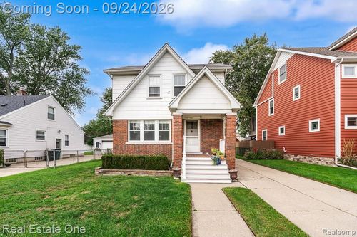 3137 Royal Ave, Berkley, MI, 48072-3826 | Card Image