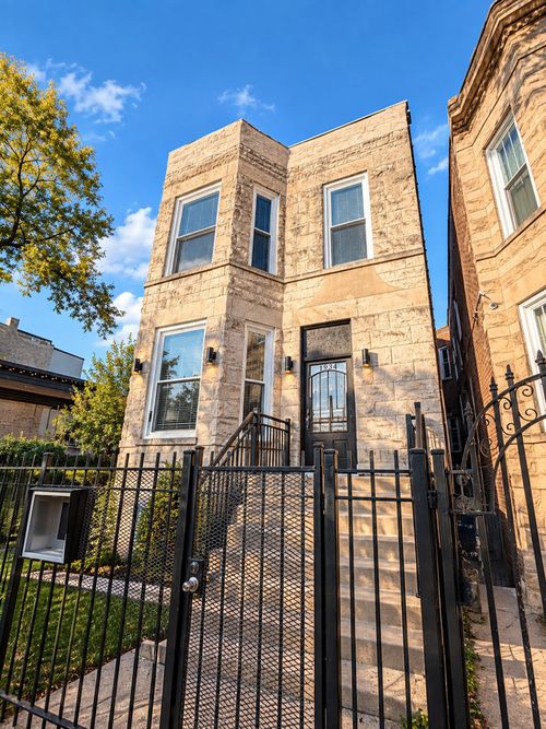 2-1934 S Saint Louis Ave, Chicago, IL, 60623-3119 | Card Image