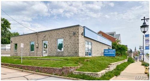 721 S 5th St, Saint Charles, MO, 63301-2913 | Card Image