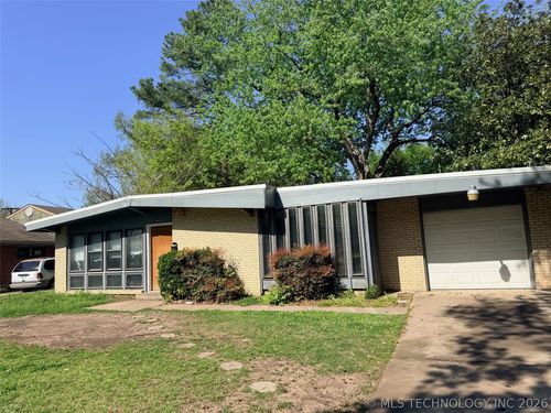 1044 N 77th East Ave, Tulsa, OK, 74115-6906 | Card Image