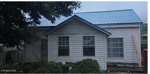 721 N Kingston Ave, Rockwood, TN, 37854-2830 | Card Image