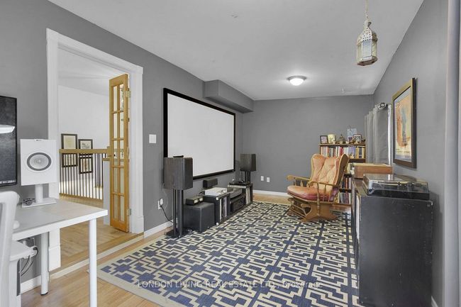 718 William St, House other with 3 bedrooms, 1 bathrooms and 3 parking in London ON | Image 21