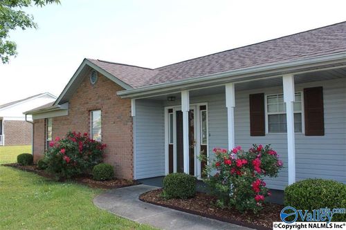 109 Brenna Ln, Hazel Green, AL, 35750-8609 | Card Image