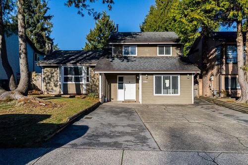 13261 66b Ave, Surrey, BC, V3W8P4 | Card Image