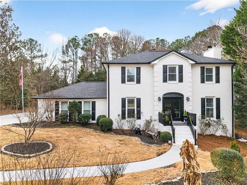 325 Saddle Creek Cir, Roswell, GA, 30076-1029 | Card Image