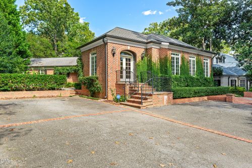 407 Transylvania Ave, Raleigh, NC, 27609-6953 | Card Image