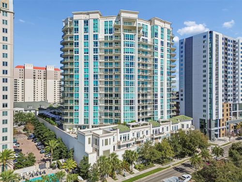 unit-411-450 Knights Run Ave, TAMPA, FL, 33602-5700 | Card Image