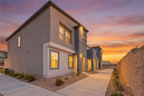6113 Musas Garden St, North Las Vegas, NV, 89081-5682 | Card Image