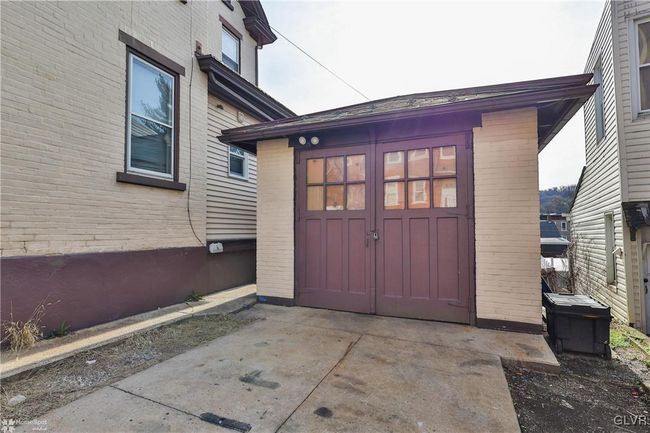 424 W 4 Th St, Condo with 5 bedrooms, 2 bathrooms and 1 parking in BETHLEHEM PA | Image 4