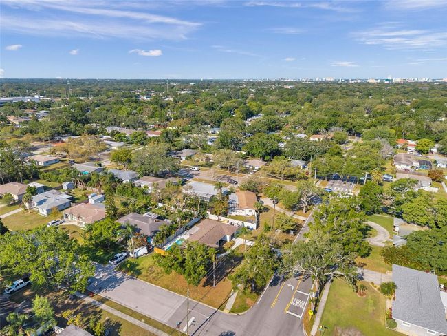 2009 Cleveland St, House other with 3 bedrooms, 2 bathrooms and null parking in CLEARWATER FL | Image 64