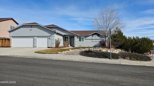 3933 Border Ct, Reno, NV, 89508-8073 | Card Image