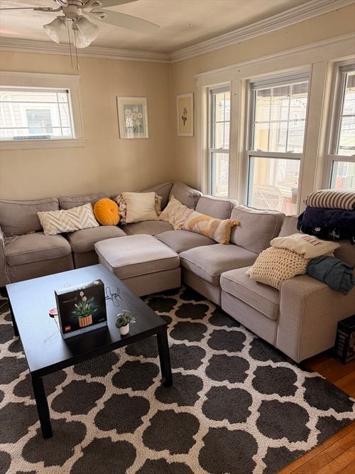 49-49 Sunset Rd, Somerville, MA, 02144-1228 | Card Image