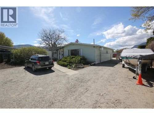 402 Conklin Ave, Penticton, BC, V2A2T4 | Card Image