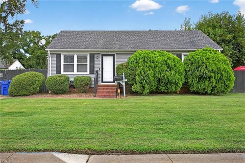 171 Gillis Rd, Portsmouth, VA, 23702-3128 | Card Image