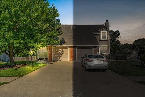 936 Alma Dr, Lawrence, KS, 66049-3631 | Card Image