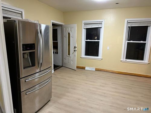 14 Niagara St, Waterbury, CT, 06705-1030 | Card Image