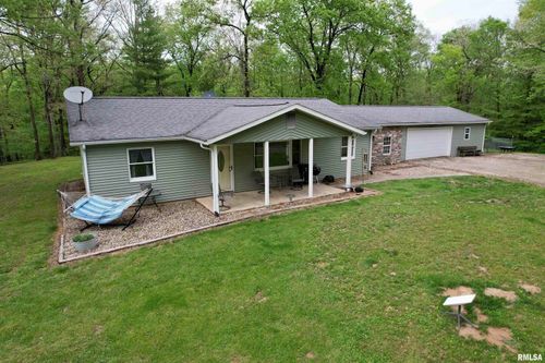 14648 N 100th St, Beecher City, IL, 62414-2511 | Card Image