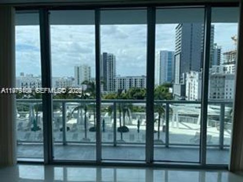 1114-n-1111 Sw 1st Ave, Miami, FL, 33130-5401 | Card Image