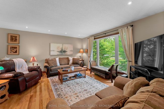 935 Haig Rd, House other with 4 bedrooms, 2 bathrooms and 4 parking in Lansdowne ON | Image 8