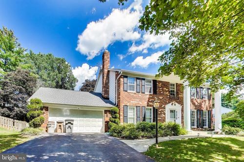 1718 Crestview Dr, POTOMAC, MD, 20854-2630 | Card Image