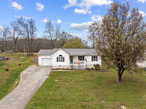 142 Kids Dr, Dalton, GA, 30720-6356 | Card Image