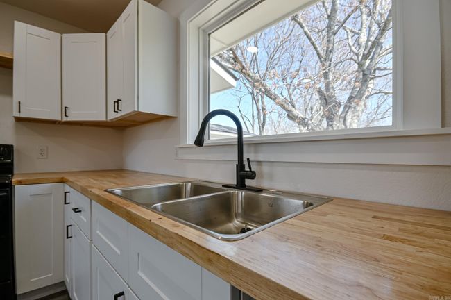 305 Reine St N, House other with 3 bedrooms, 2 bathrooms and null parking in Mena AR | Image 12