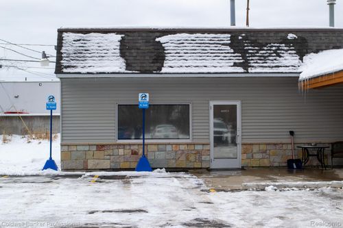 c-1495 Dauner Rd, Fenton, MI, 48430-1561 | Card Image