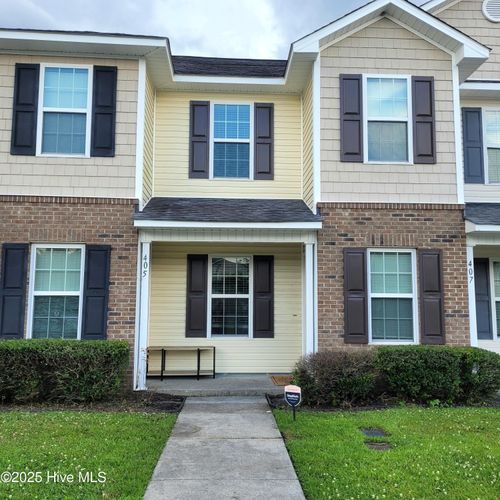 405 Falls Cv, Jacksonville, NC, 28546-8415 | Card Image